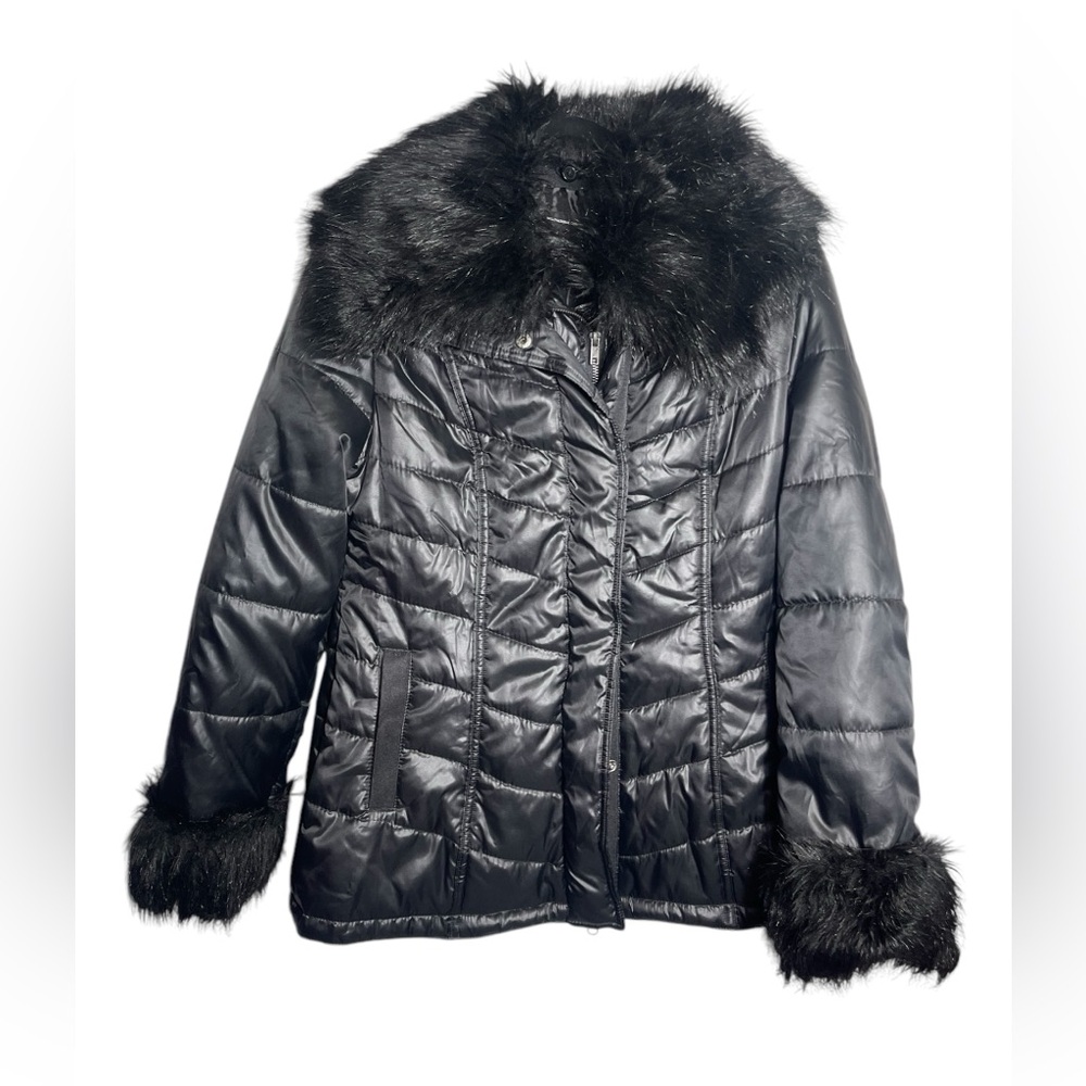 NWT INC coat‎ size medium black puffer coat with faux fur removable collar
